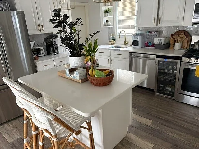 102 Summer St #1