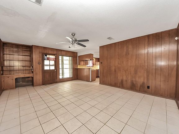 4th image of 4311 Pine Shadows St