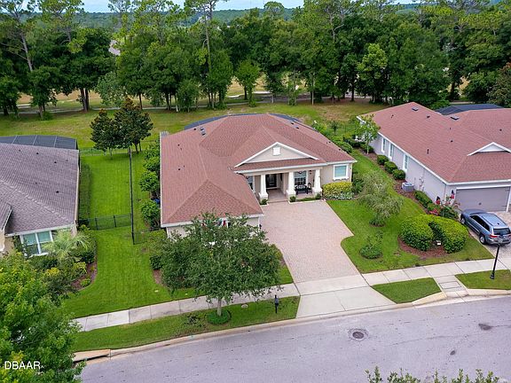 3rd image of 310 Lamberton Ln