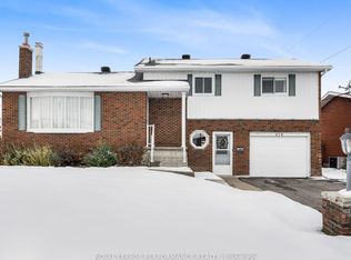 454 West St W, Hawkesbury, ON K6A2R1