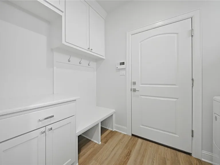 4725 Pearl River Ct — Photo 25