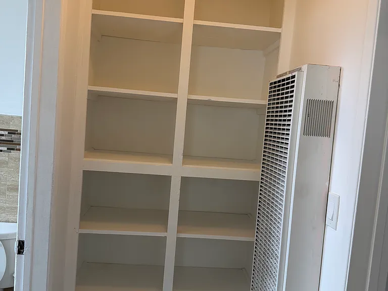 4822 Rosewood Ave #4 — Photo 9