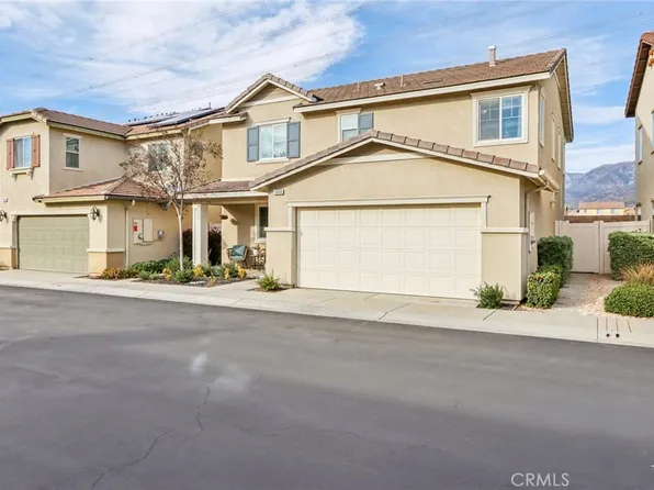 1440 Chinaberry Ln, Beaumont, CA 92223