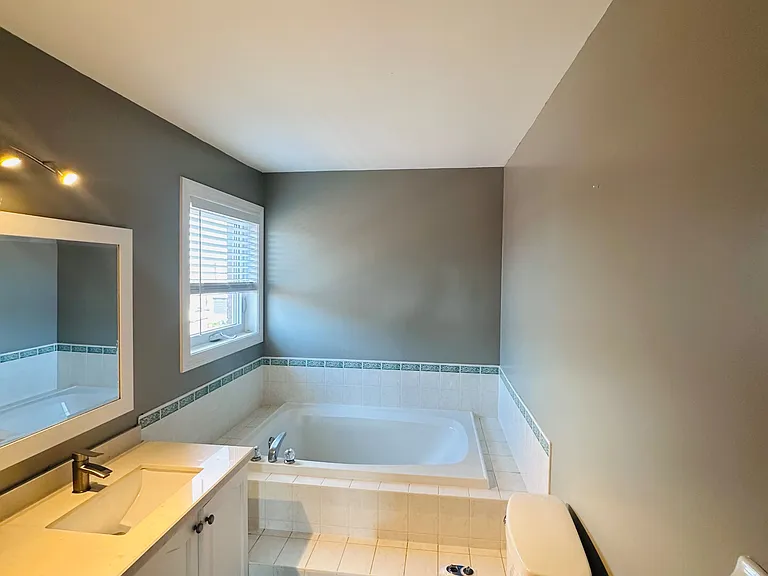 15 Beaverhall Rd — Photo 8