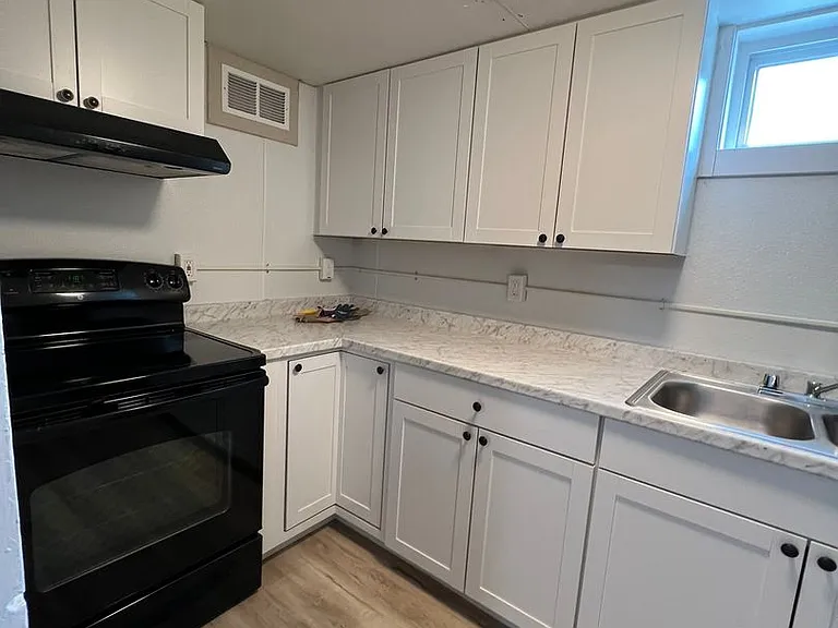 Cleveland Duplex — Photo 6