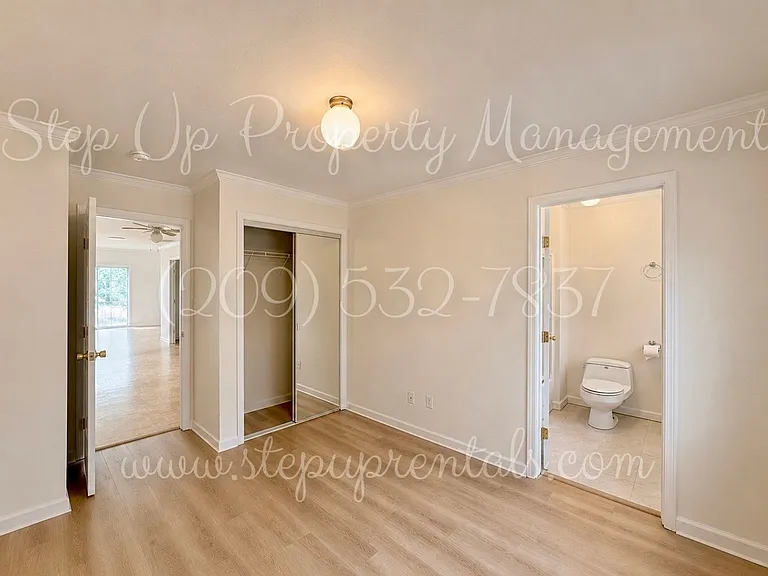 21767 Longeway Rd — Photo 17