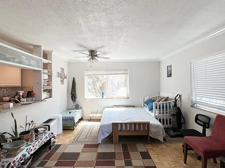 7525 Charmant Dr #110 — Photo 10