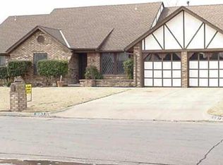 10317 SW Trafalgar Dr, Oklahoma City, OK 73139