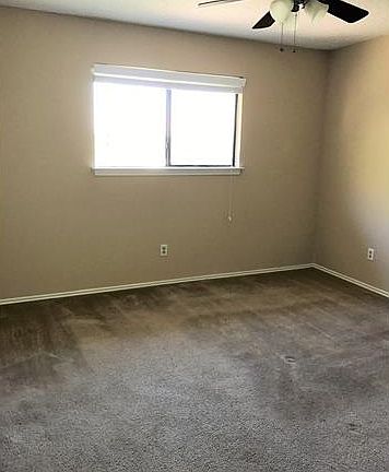 4th image of 9512 Woodvale Dr