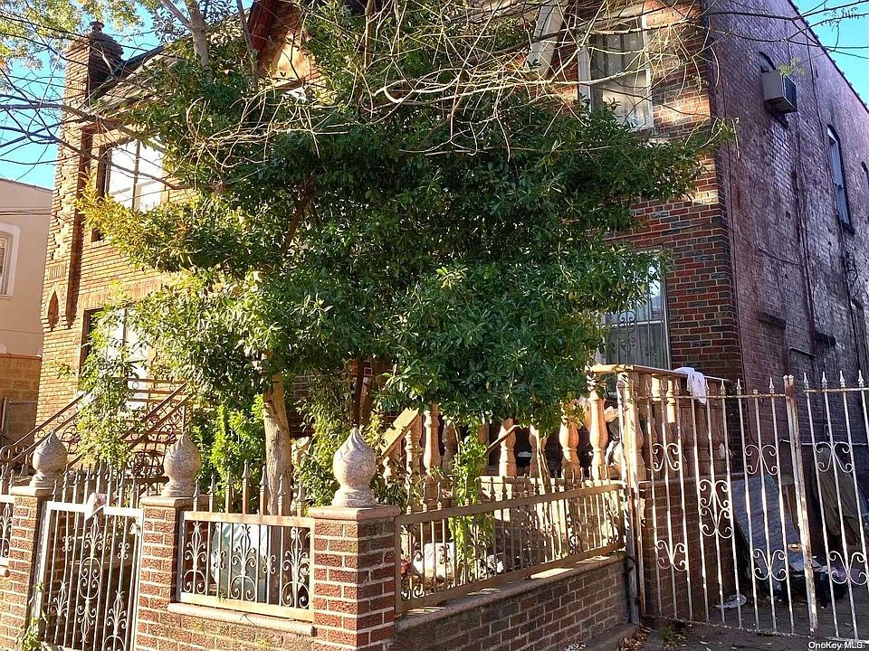 2nd image of 4211 Snyder Avenue