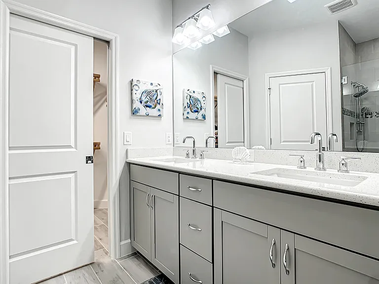 ensuite bathroom