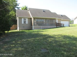 6212 Lanier Rd, Maryville, TN 37801