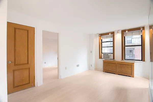 Rented by WAM Partners - William Moses Co. | media 32