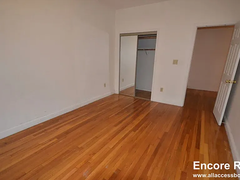 37 Egremont Rd #14 — Photo 23
