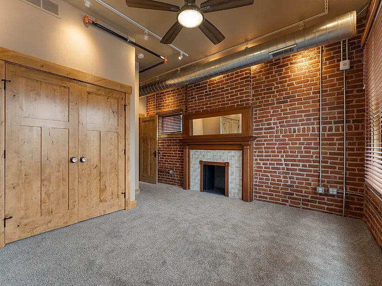 1128 N Grant St #200 — Photo 13