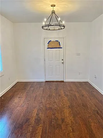 2 bed, 1.0 bath, 732 sqft, $1,330 — Photo 3