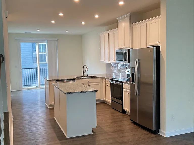 6222 Cleburne Ct — Photo 8