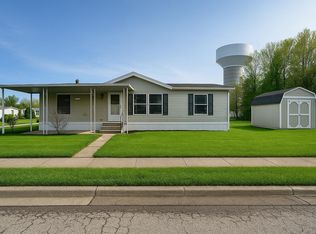 215 Rona Blvd, Pataskala, OH 43062