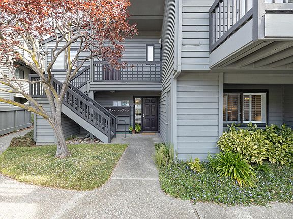 5th image of 191 Cypress Pl