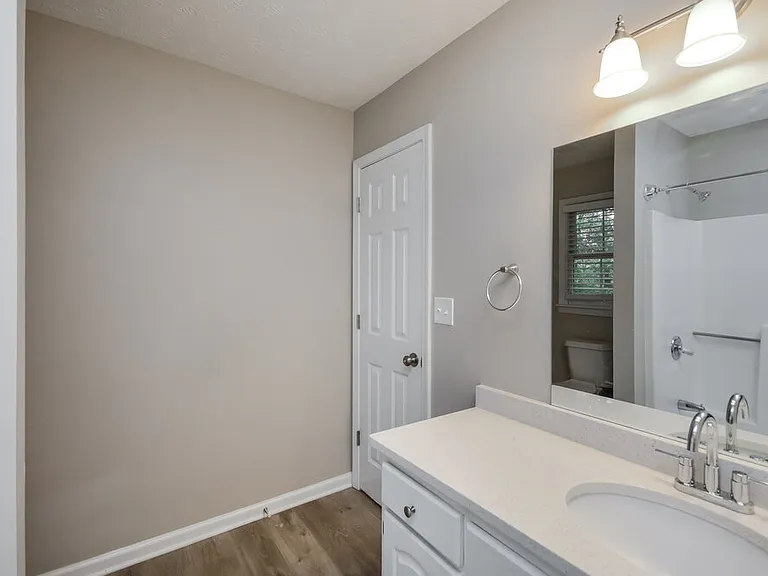 9245 Tara Dr SW — Photo 16