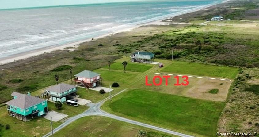 1st image of 13 Pelican Beach Dr