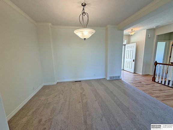 5th image of 6815 S 164th Cir