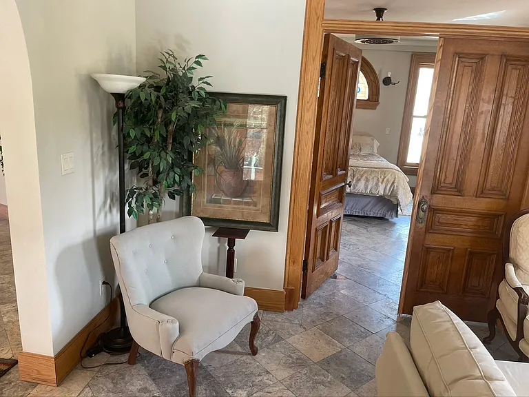 2 Grand Ave #101 — Photo 18