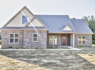 232 Dry Field Rd, Byhalia, MS 38611