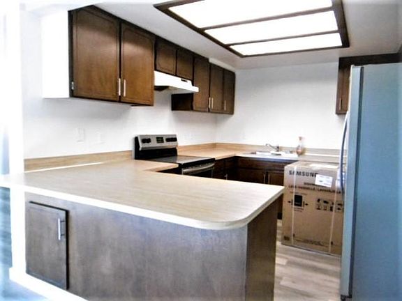 Kitchen- New Stainless Steel Appliances