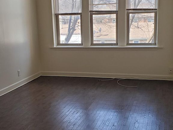 2nd image of 5046 W Diversey Ave #1S