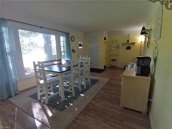 4th image of 37640 Colorado Ave