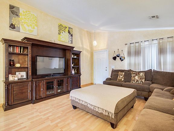 5th image of 12806 W Willow Ave
