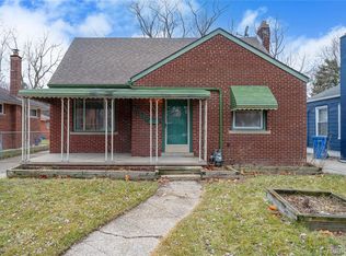 6585 Dolphin St, Dearborn Heights, MI 48127