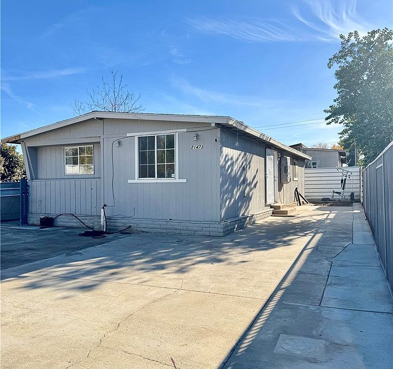 1st image of 21473 Pepper Dr
