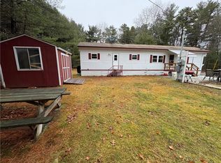 26 Stuart Dr, Coventry, RI 02816