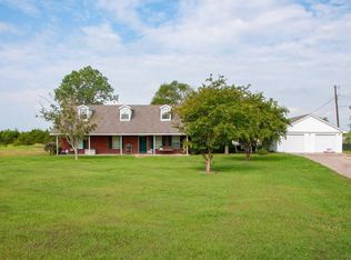 101 Otter Ln, Waxahachie, TX 75165