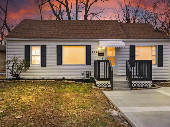 1211 S Crutcher Avenue, Springfield, MO 65804