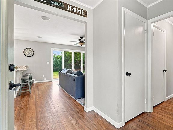 3rd image of 55 Lindsay Rd