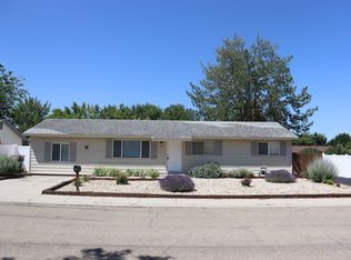 1304 W Fairwood Dr, Meridian, ID 83646
