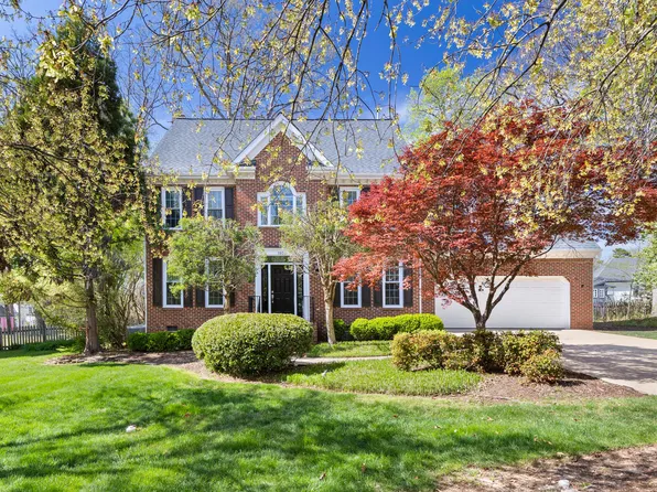 1803 Castalia Dr, Cary, NC 27513