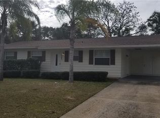 6835 Fern Cir, Leesburg, FL 34748