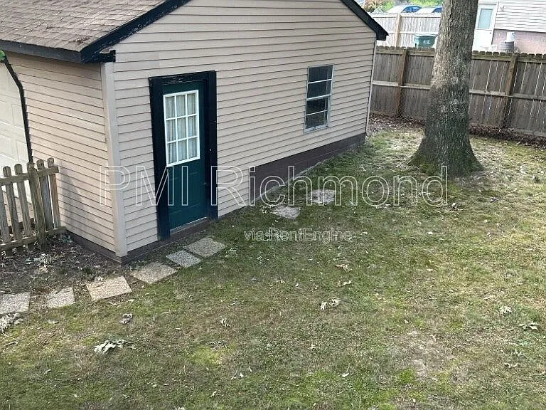 9311 Classic Rd — Photo 16