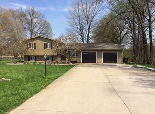54394 Bittersweet Rd, Mishawaka, IN 46545