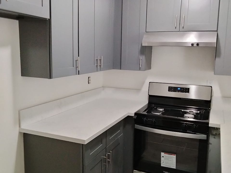 1st image of 6928 Radford Ave APT 1