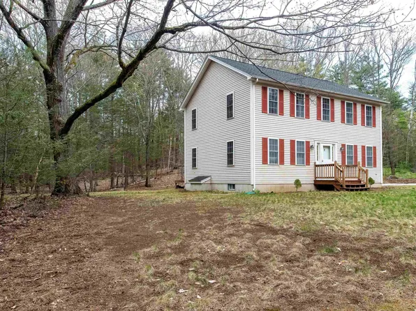 12 Fox Ridge Road, Epping, NH 03042
