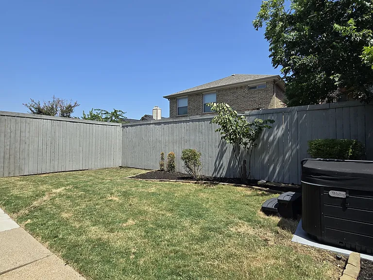3817 Clover Hill Ln — Photo 21