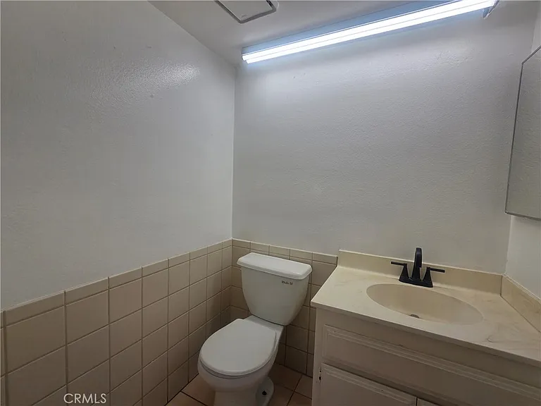 7492 Eugenia Dr — Photo 11