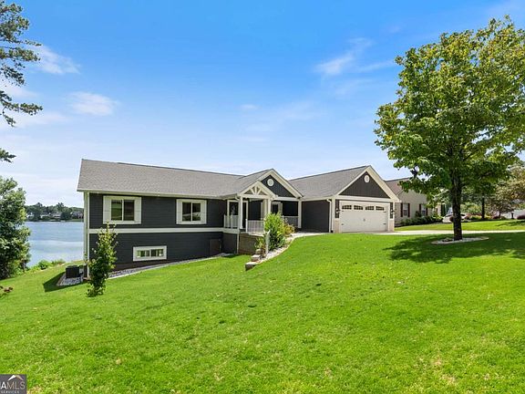 3rd image of 2387 Battle Dr