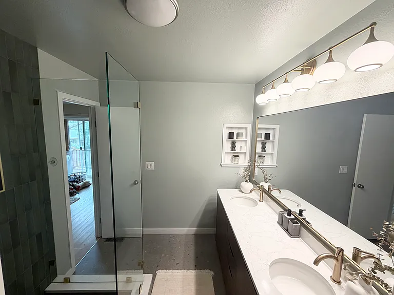 7982 Meade St #6 — Photo 11