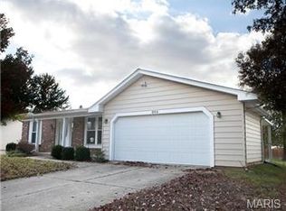 204 Kimberly Ln, Saint Peters, MO